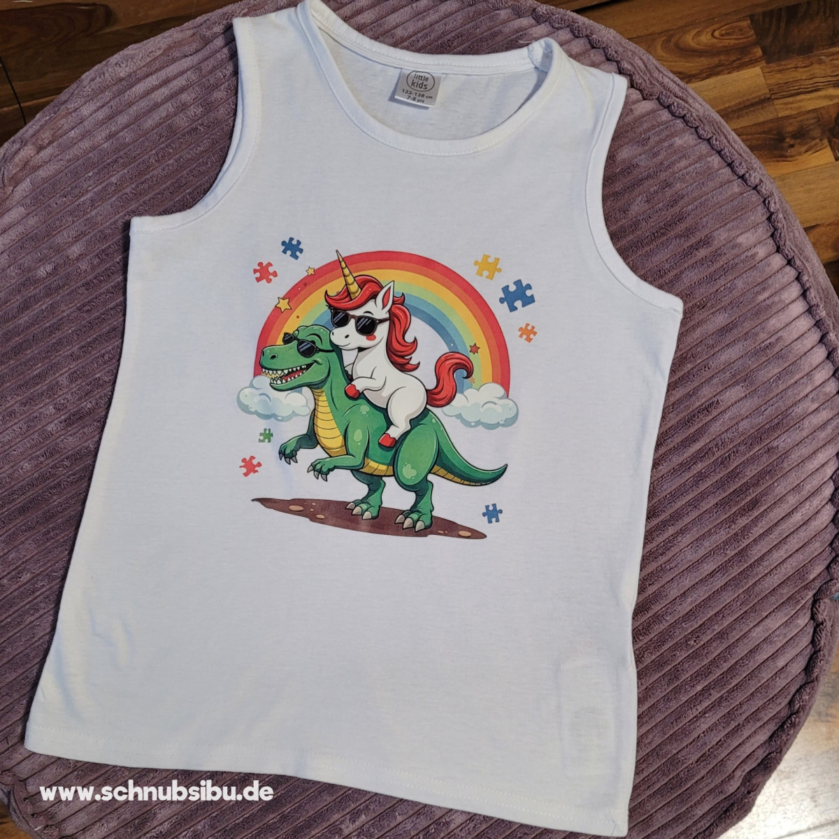 Bügelbild Einhorn auf T-Rex Nr. 2